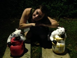 Emma saying goodbye to Chumphon
